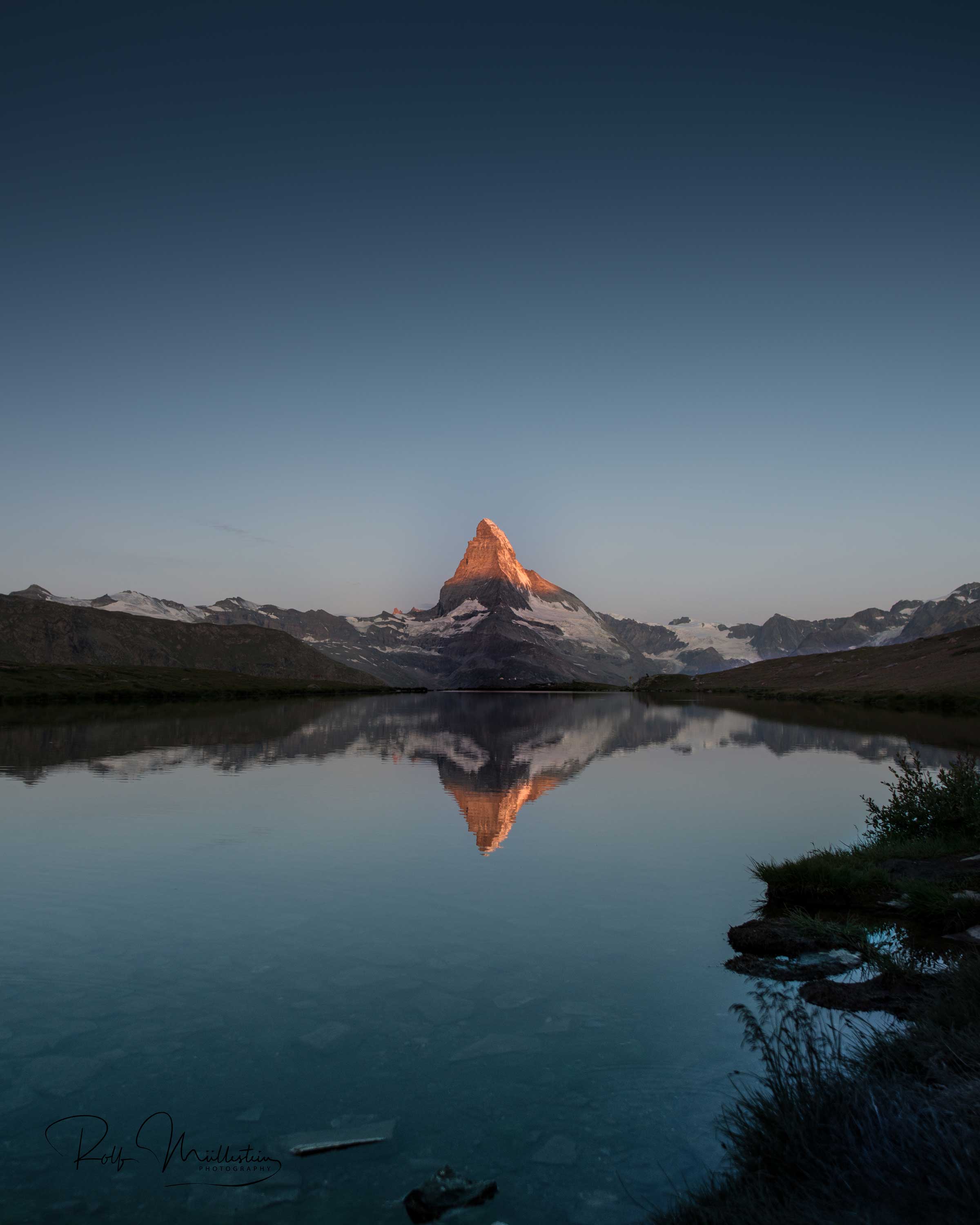 image-9860189-Matterhorn-WEB2stellisee-sonnenaufgang-rolf-muellestein-photography-foto-farbig-web-aab32.jpg